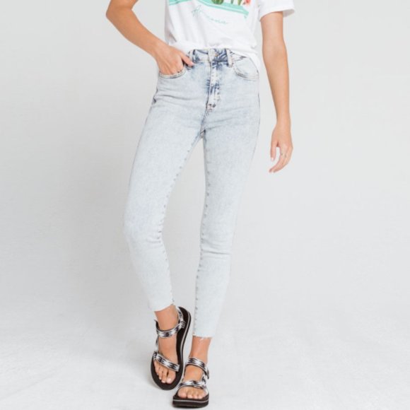 Free People Denim - NWOT Free People Jeans Raw High Rise Jeggings